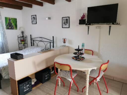 Studio Tres Agreable Totalement Independant Dans Maison Avec Cour Sans Vis A Vis Villa Vittel Exteriör bild